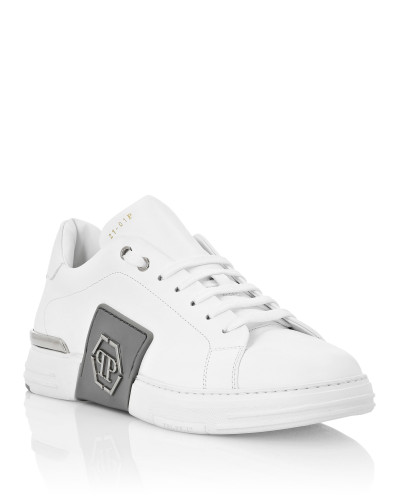 LO-TOP SNEAKERS PHANTOM KICK$ LEATHER Platinum HEXAGON