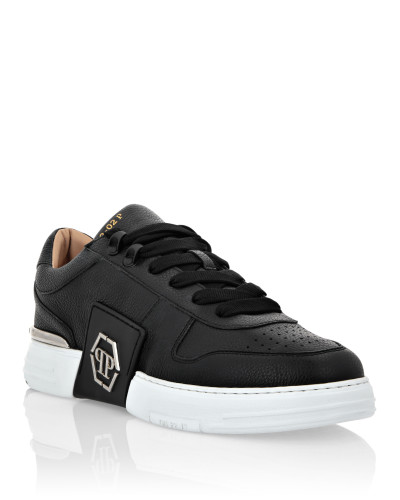 LO-TOP SNEAKERS PHANTOM KICK$ LEATHER Platinum HEXAGON