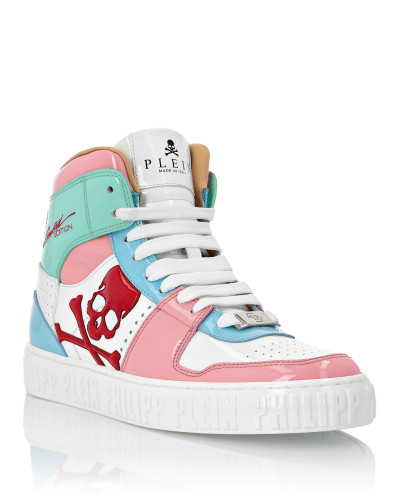 HI-TOP SNEAKERS NOTORIOUS PATENT SKULL