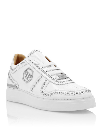 Leather Lo- Top Sneakers