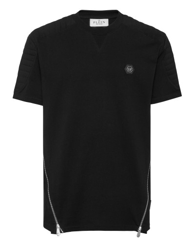 Padded Sleeves Round Neck T-Shirt Hexagon