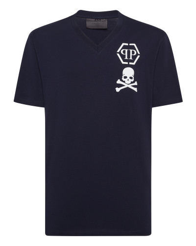 V-Neck T-Shirt Logo Skull