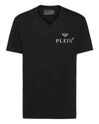 V-Neck T-Shirt Plaque