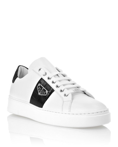 Nappa Leather Lo-Top Sneakers Triangle Plein