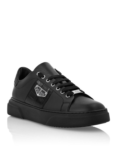 Nappa Leather Lo-Top Sneakers Triangle Plein