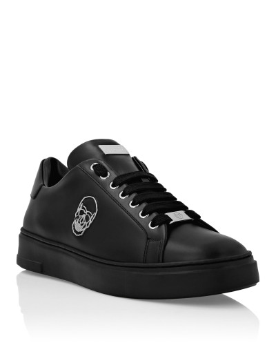 Nappa Leather Lo-Top Sneakers Skull