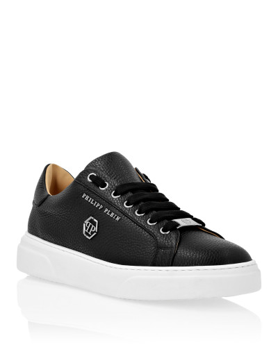 Leather Lo-Top Sneakers Hexagon