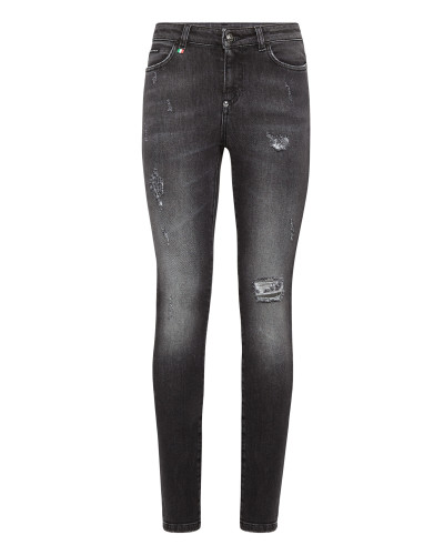 Slim Fit Statement