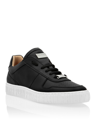 Leather Lo-Top Sneakers King Power