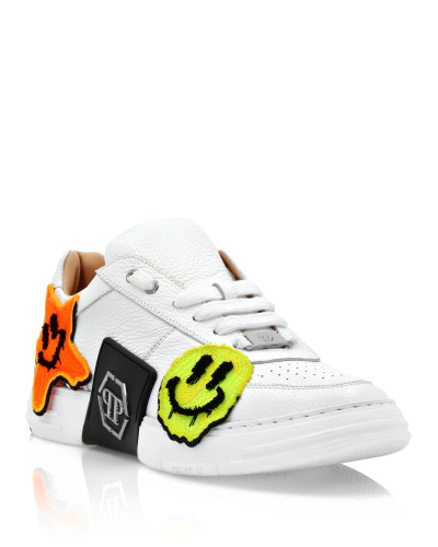 Leather Lo-Top Sneakers Smile Graffiti
