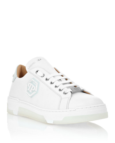 Leather Lo-Top Sneakers Hexagon