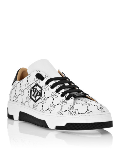 Low Top Leather Skeakers Matte Monogram