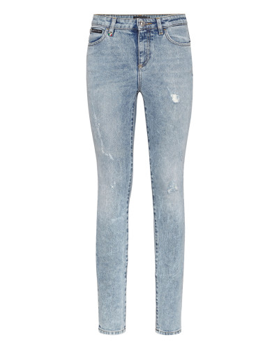 Slim Fit Statement