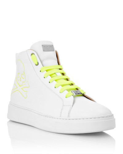 Hi-Top Sneakers Skull