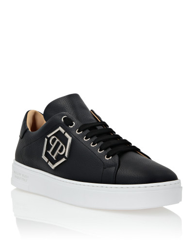 Leather Lo-Top Sneakers Hexagon