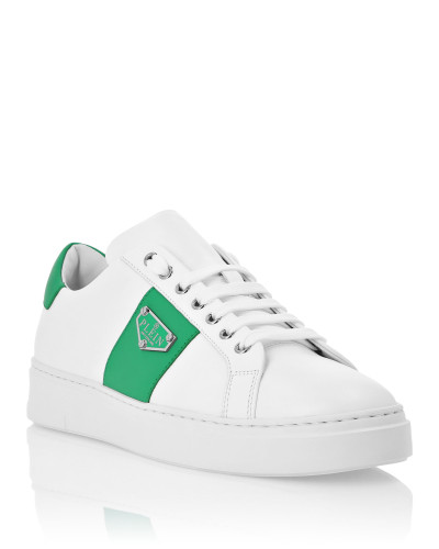 Lo-Top Sneakers Triangle Plein